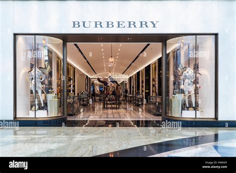 burberry mall of the emirates|Burberry .